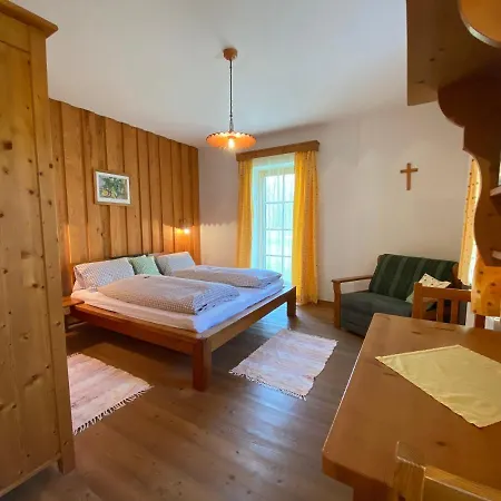 Kuerbishof Gartner Farm stay Fehring