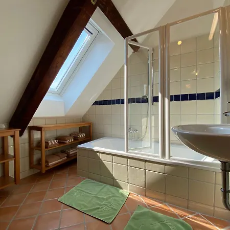 Farm stay Kuerbishof Gartner *