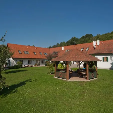 Kuerbishof Gartner * Fehring