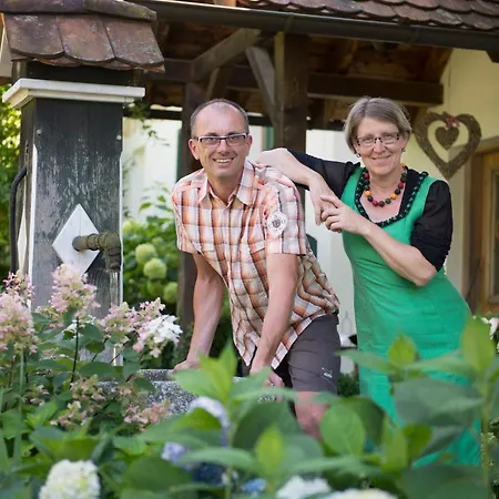 Kuerbishof Gartner Farm stay Fehring