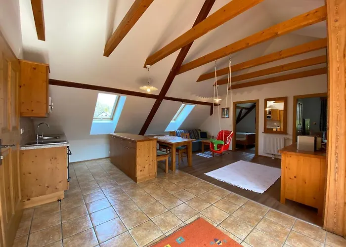 农家乐 Kuerbishof Gartner