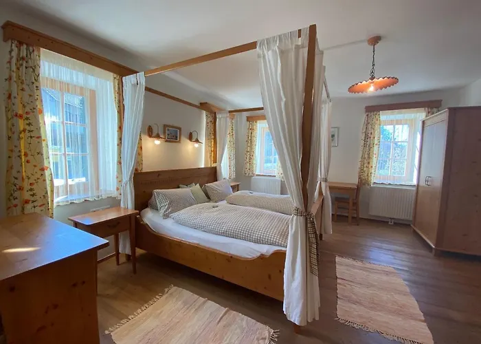 农家乐 Kuerbishof Gartner *