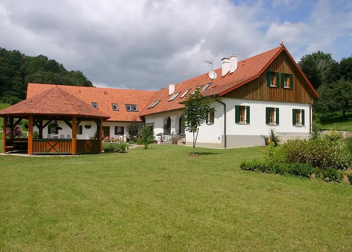 Kuerbishof Gartner Alojamento de Turismo Rural